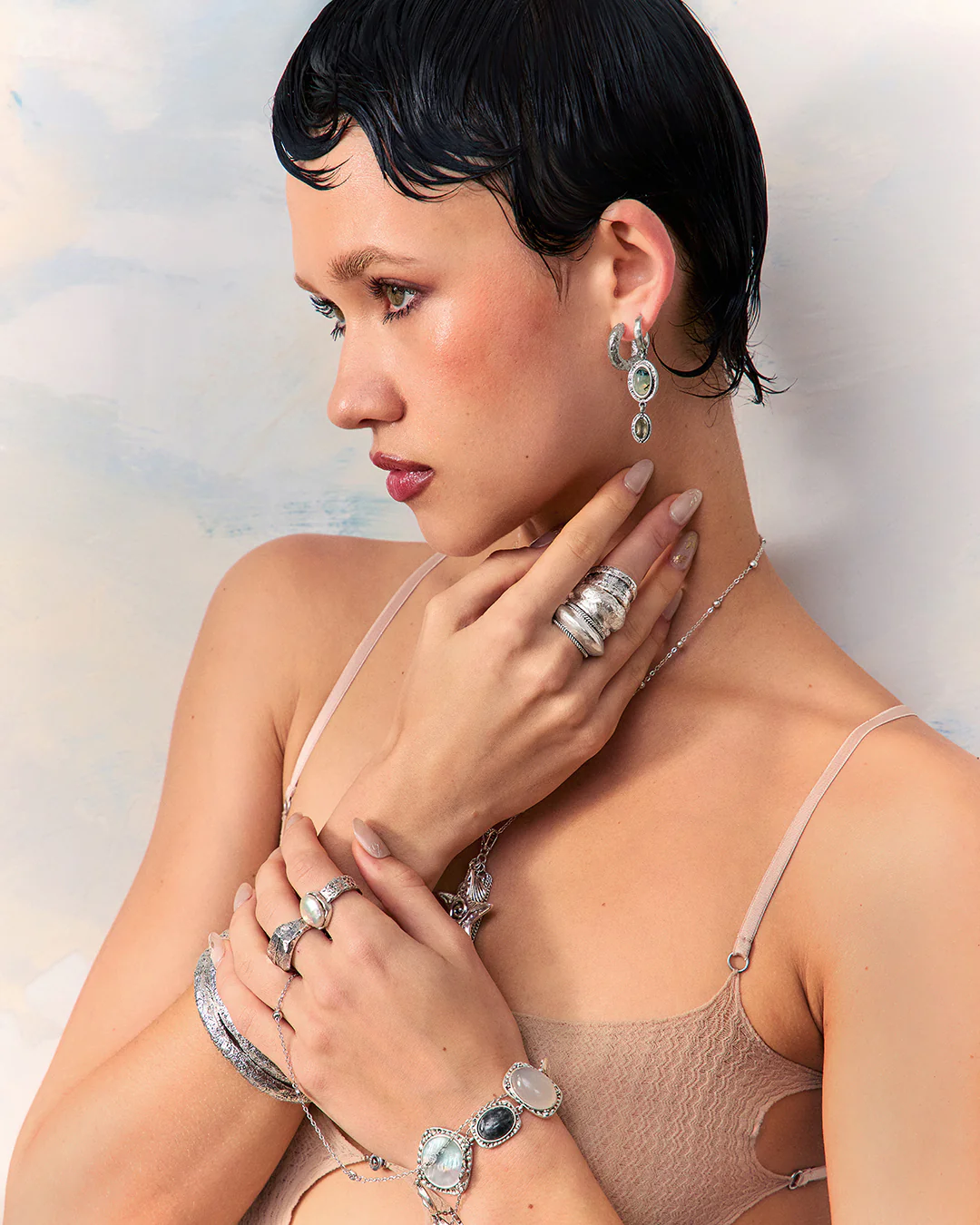 Athena Bracelet & Moss Amulet Earrings Set - Image 3