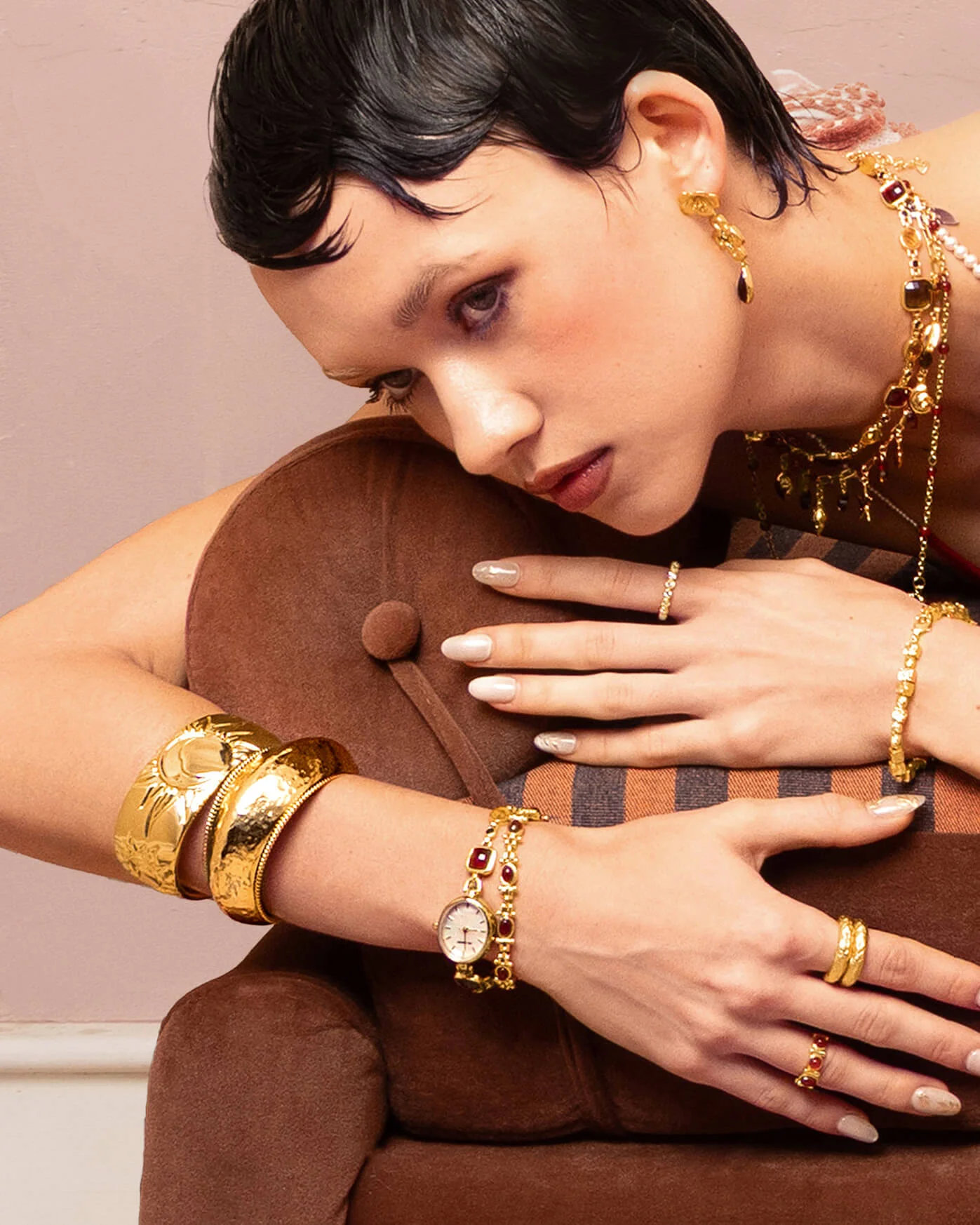 Cordelia Dome Bangle in Gold - Image 4