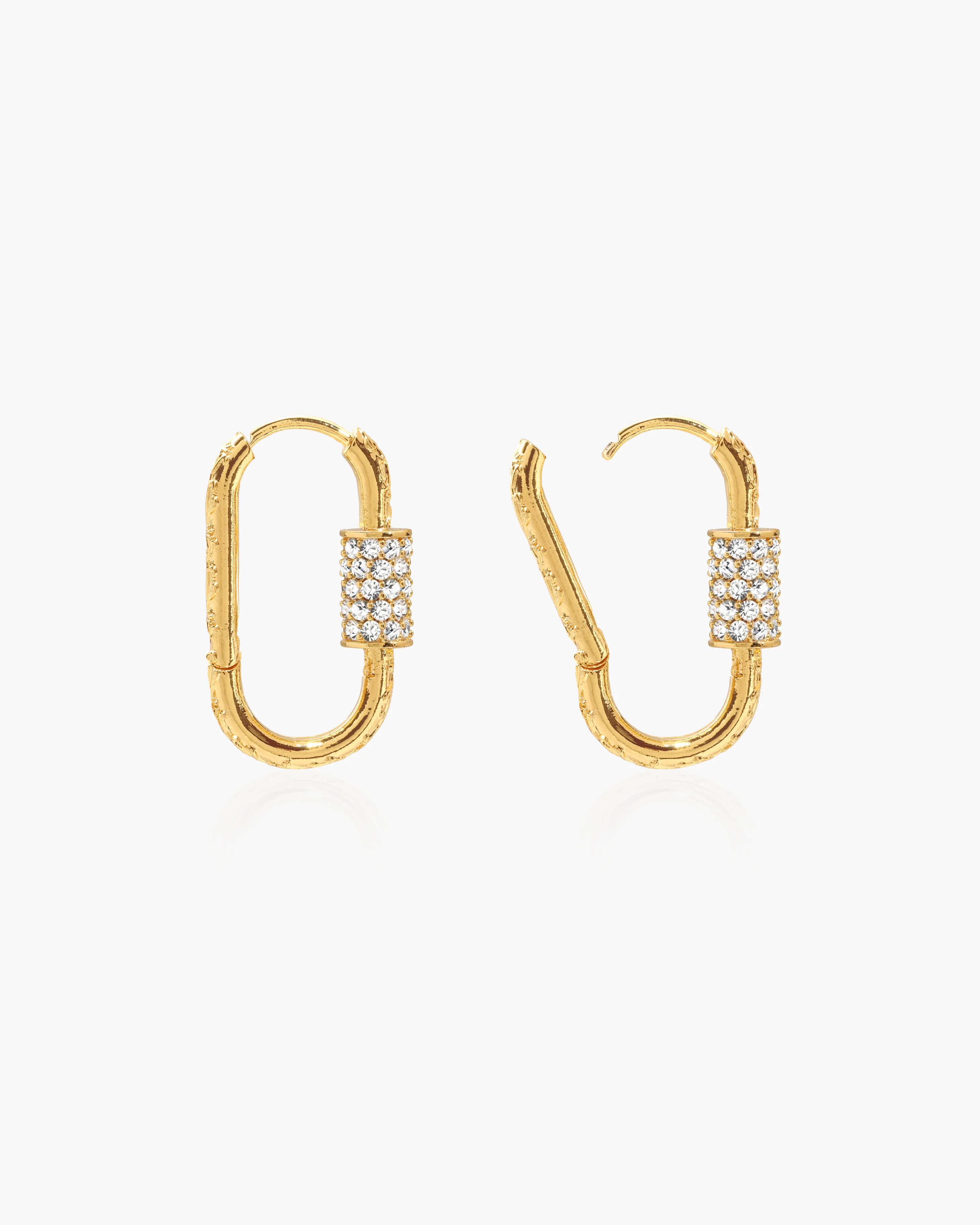 Eden Carabiner Huggie Earrings in Gold - Image 3