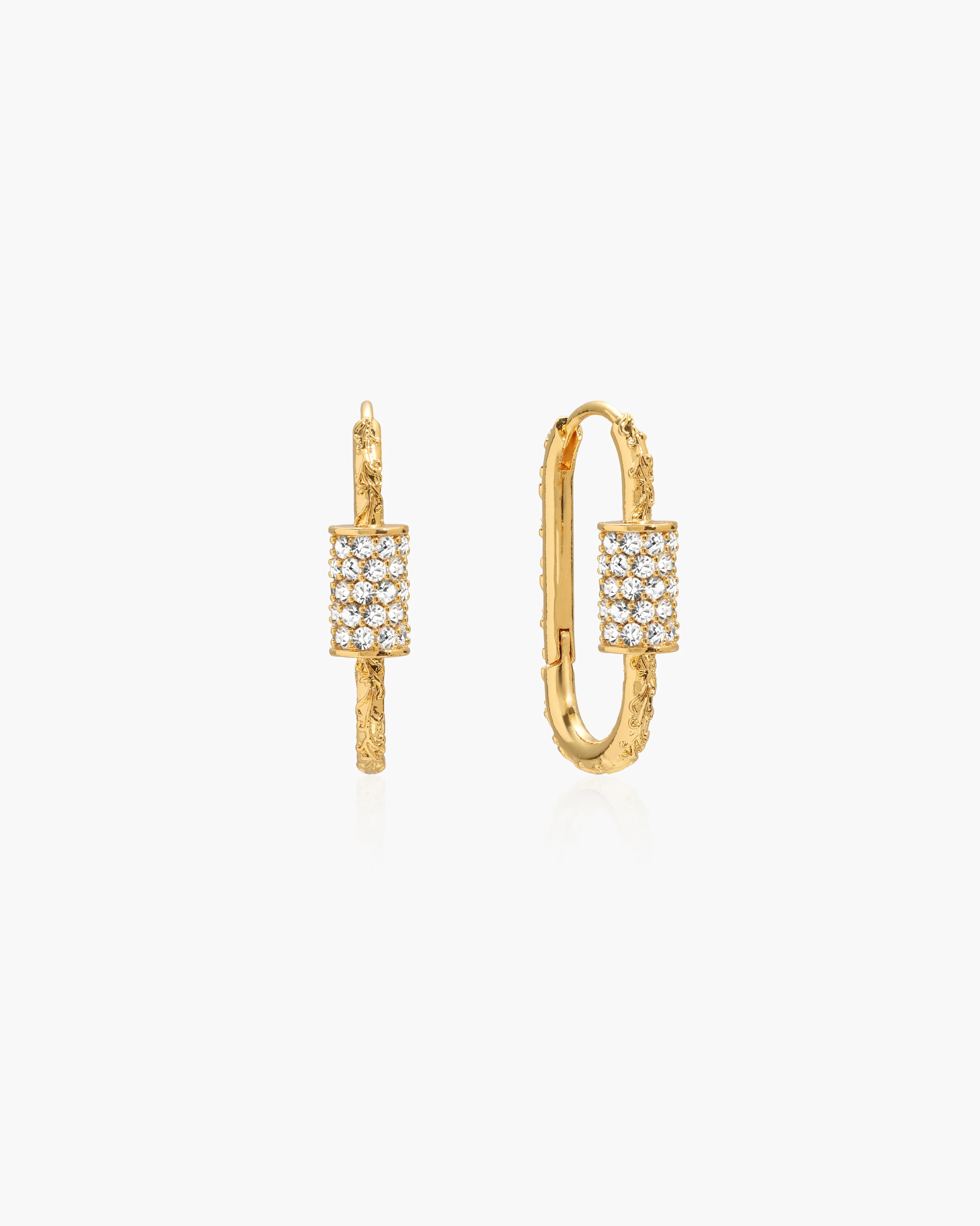 Eden Carabiner Huggie Earrings in Silver - Image 4