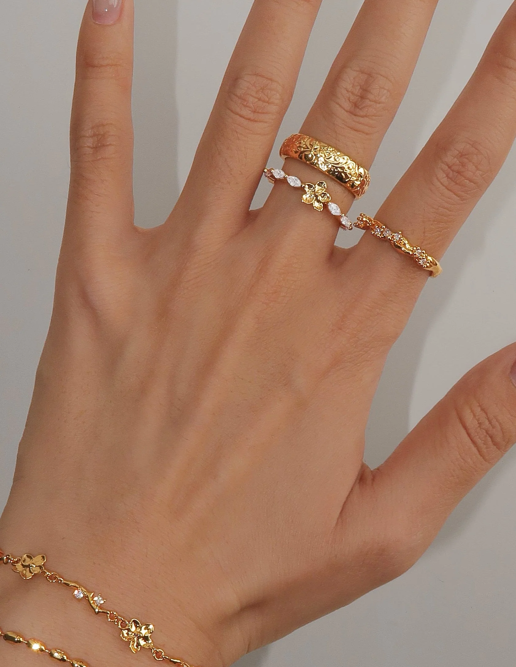 Elise Flora Marquise Ring - Image 2