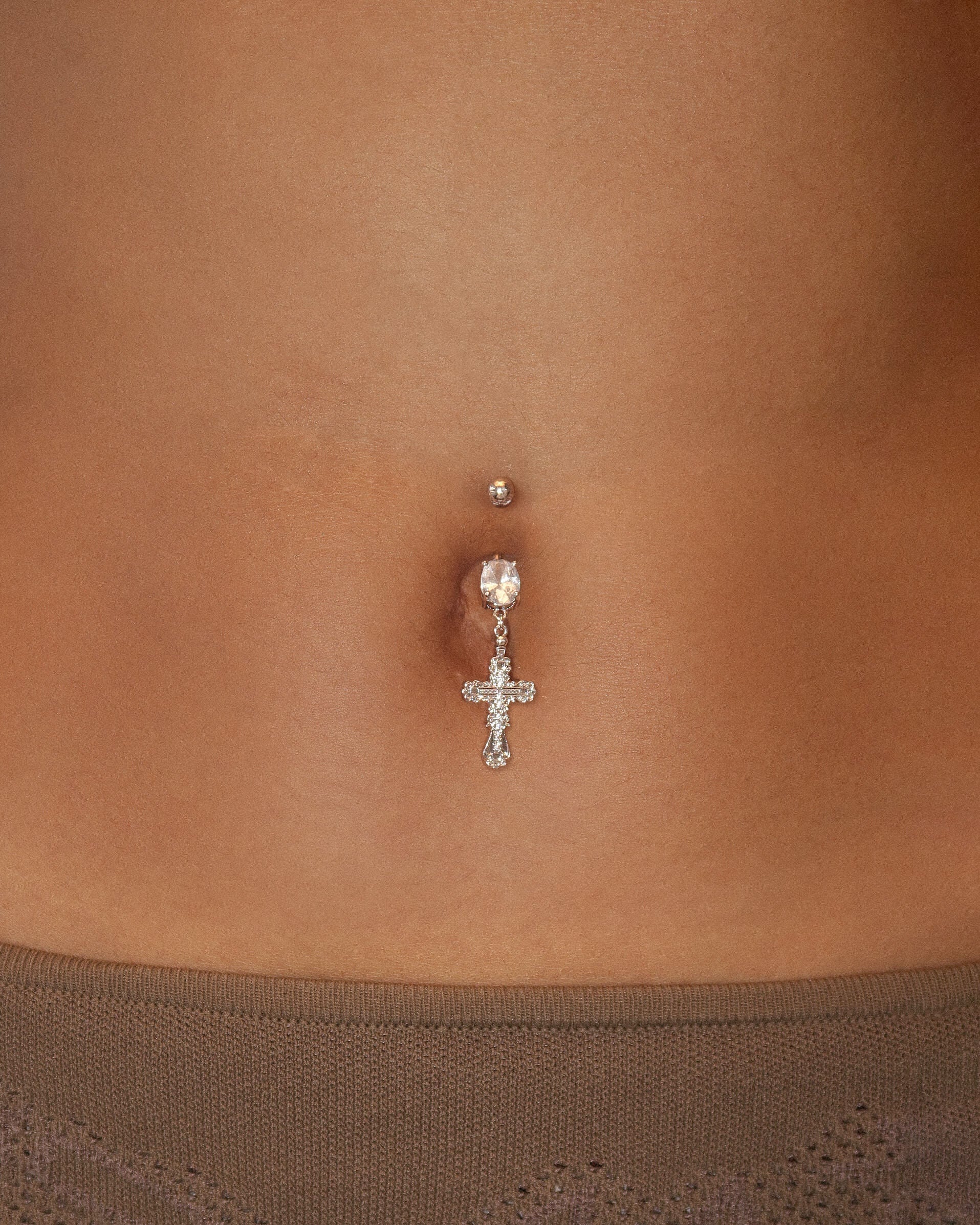 Everette Cross Belly Ring in Silver - Image 3
