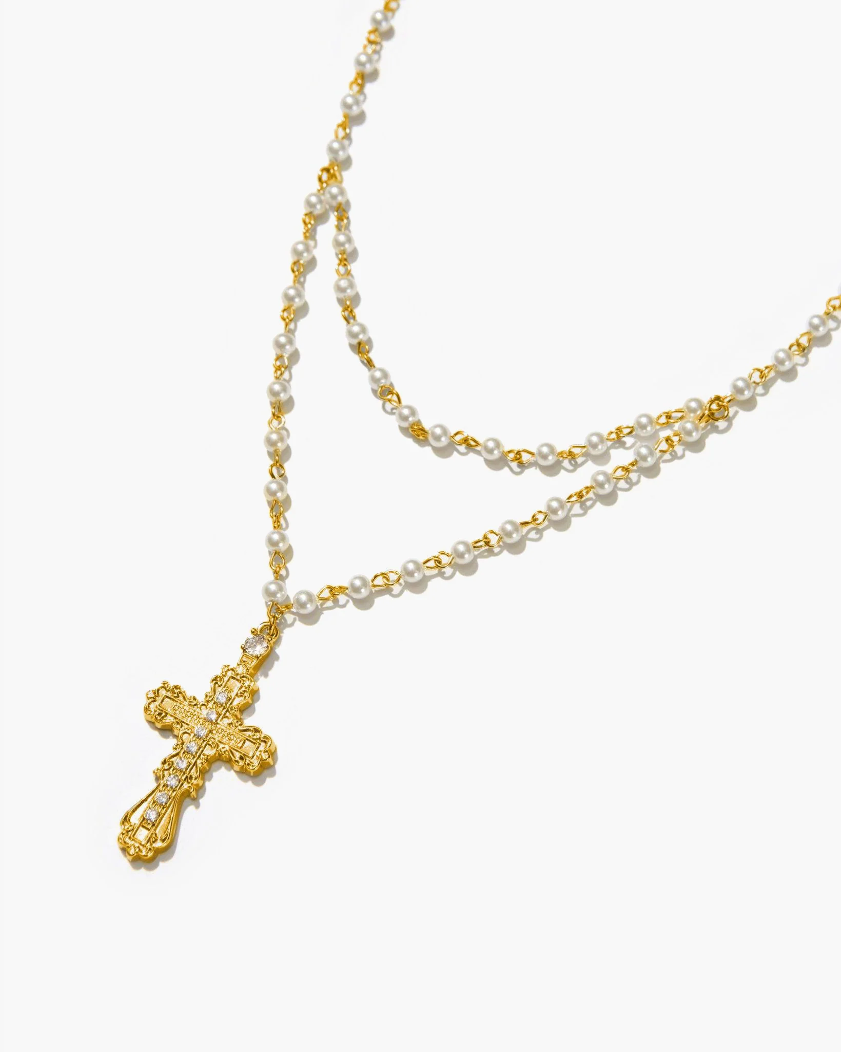 Everette Cross Necklace in Gold - Image 3