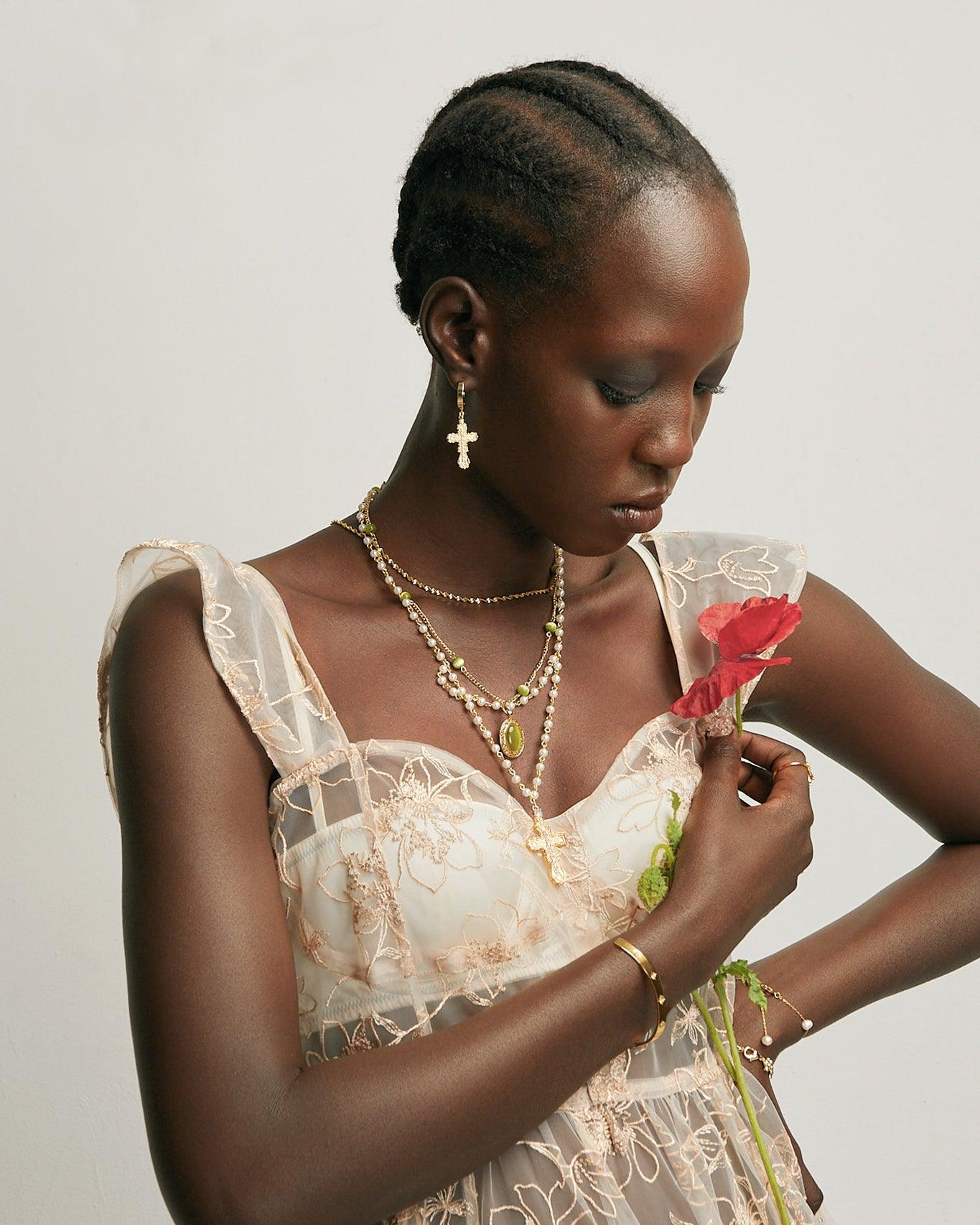 Everette Cross Necklace in Gold - Image 4