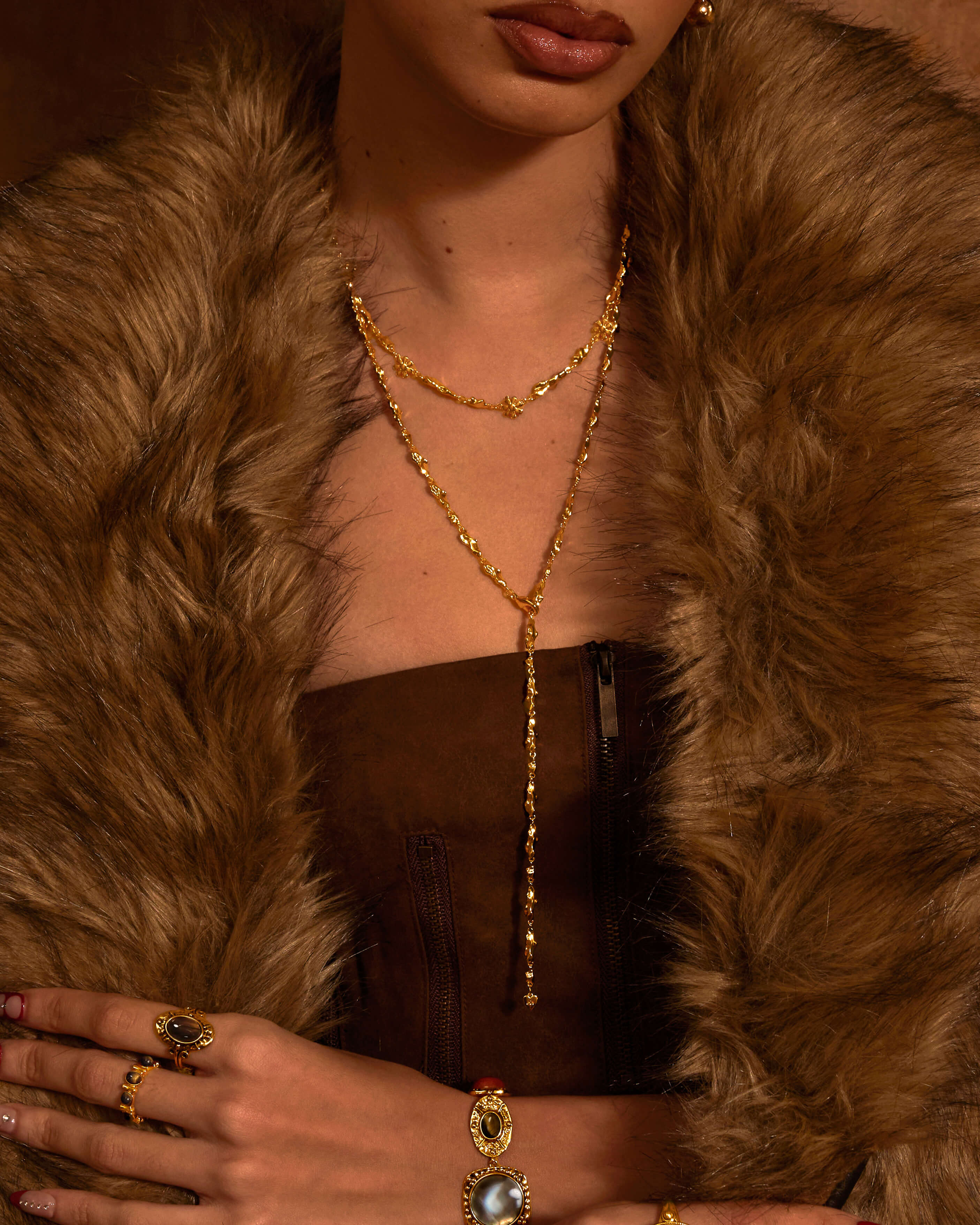 Gold Clusters Necklace Set - Image 2
