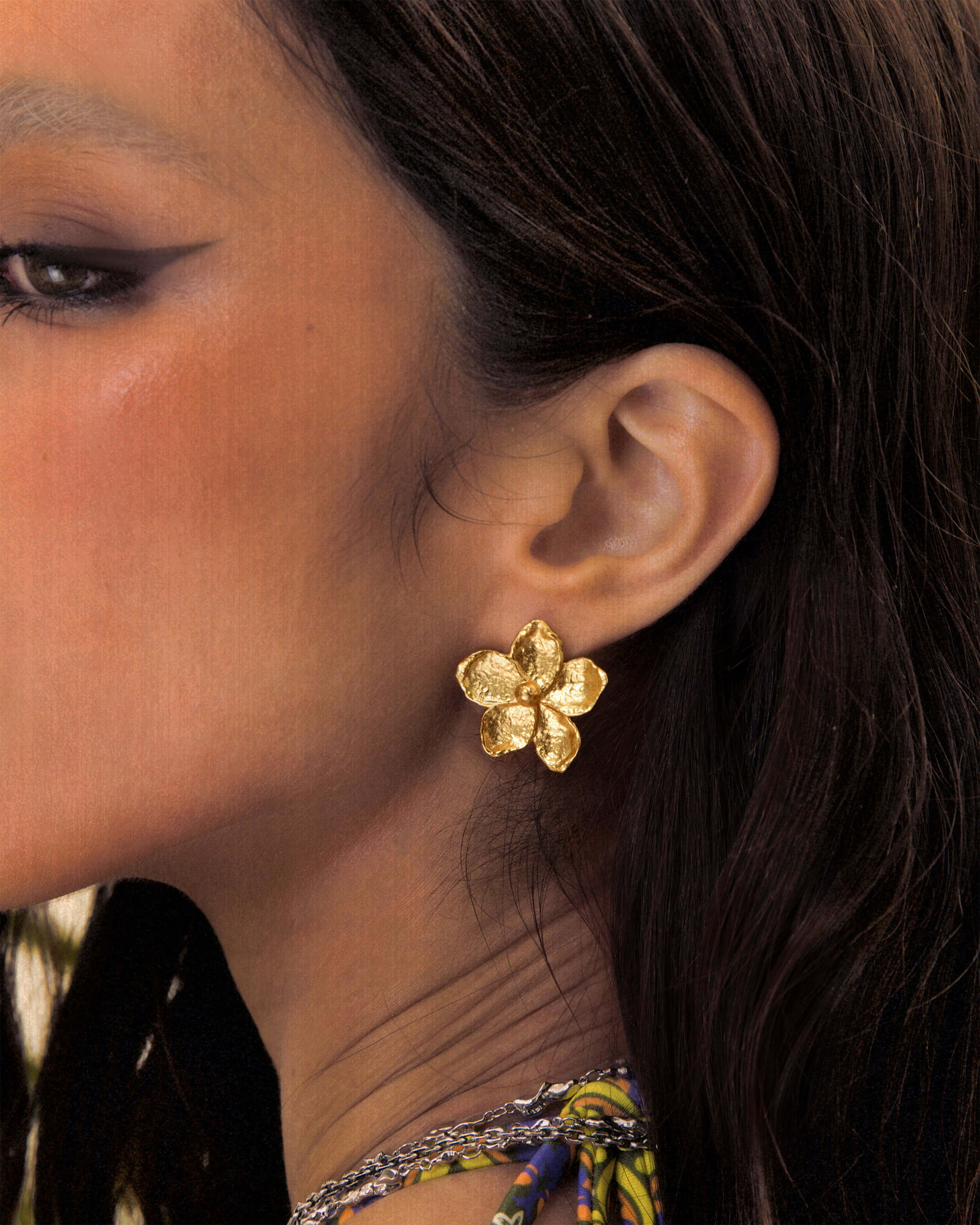 Gold Textured Floral Earrings - Image 2