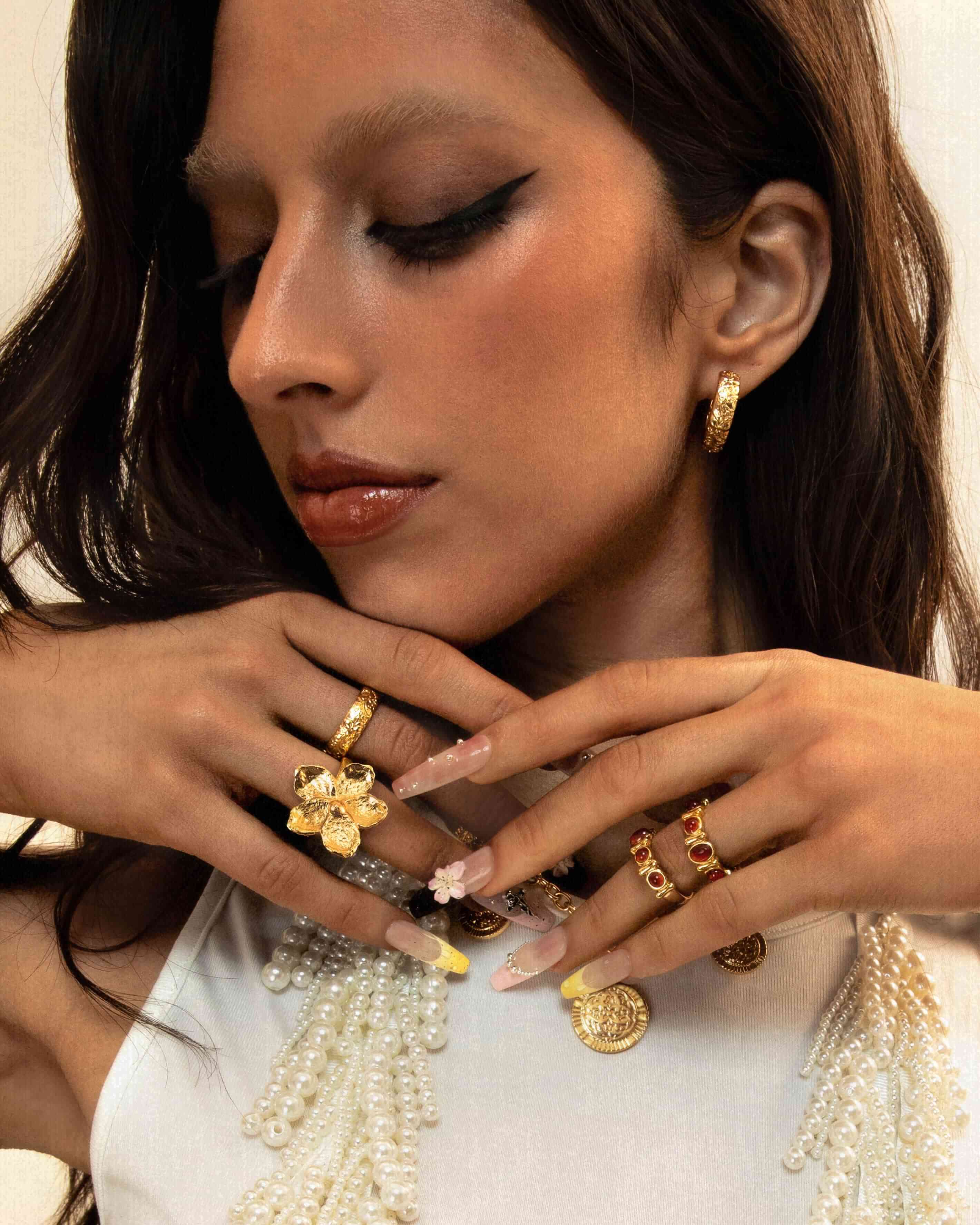 Gold Textured Floral Ring - Image 2