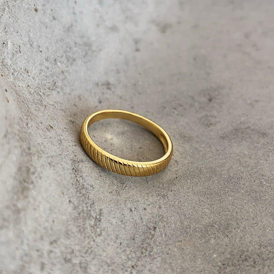 Gold Twill Ring - Image 5