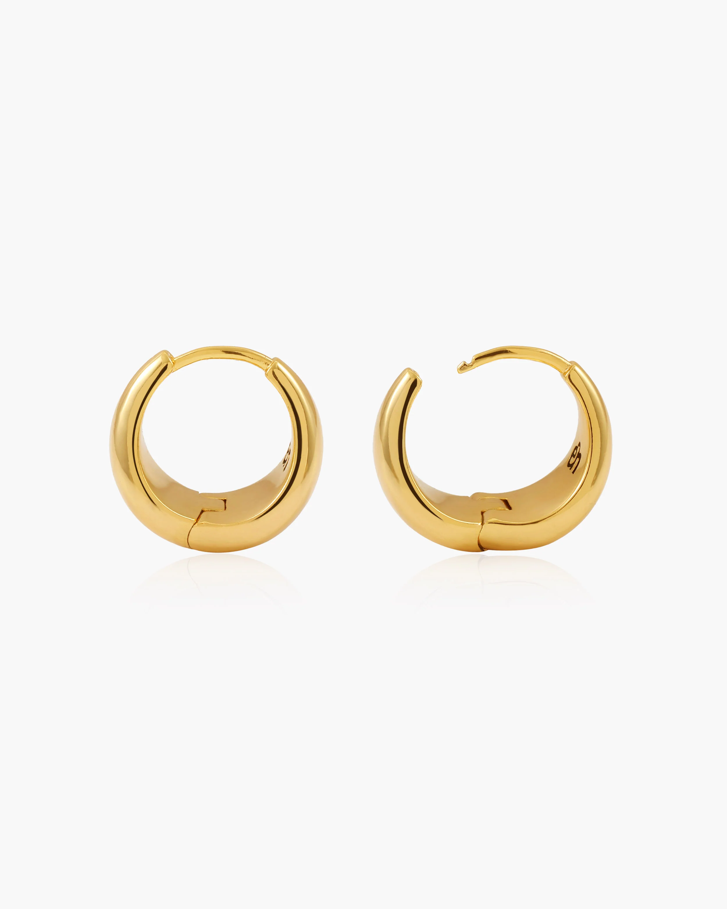 Gold Waterdrop Earrings - Image 3