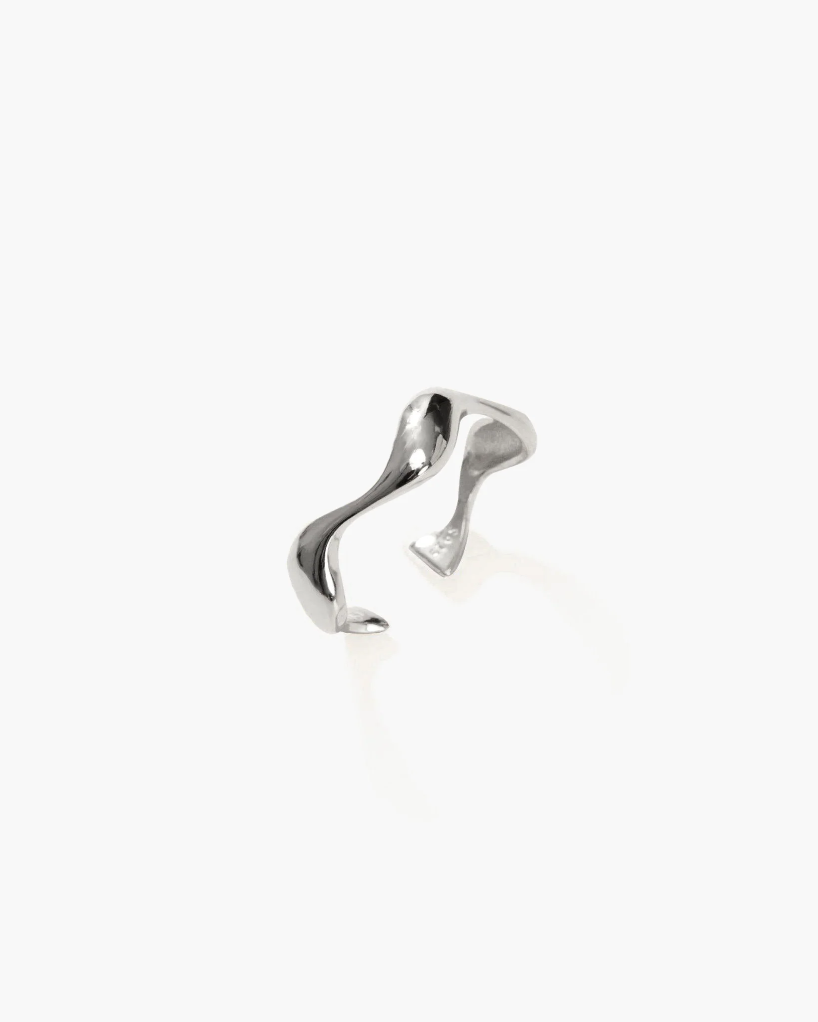 Gold Wave Ear Cuff - Image 4