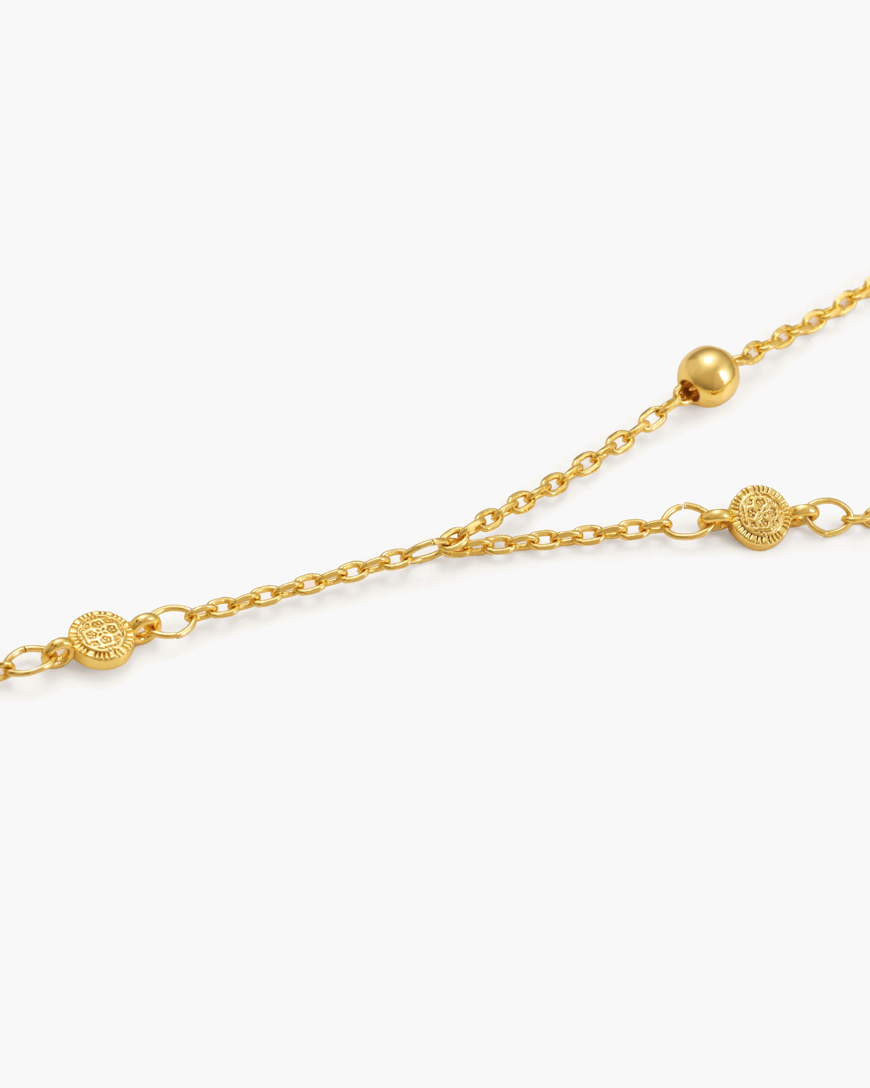 Golden Hojas Coin Hand Chain Bracelet - Image 3