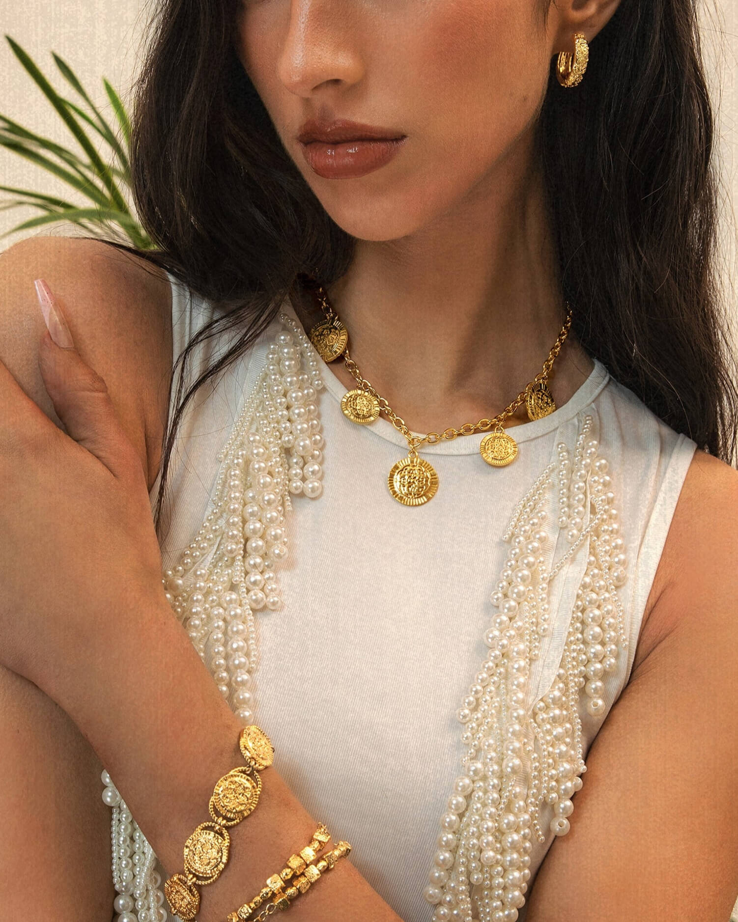 Golden Hojas Necklace - Image 2