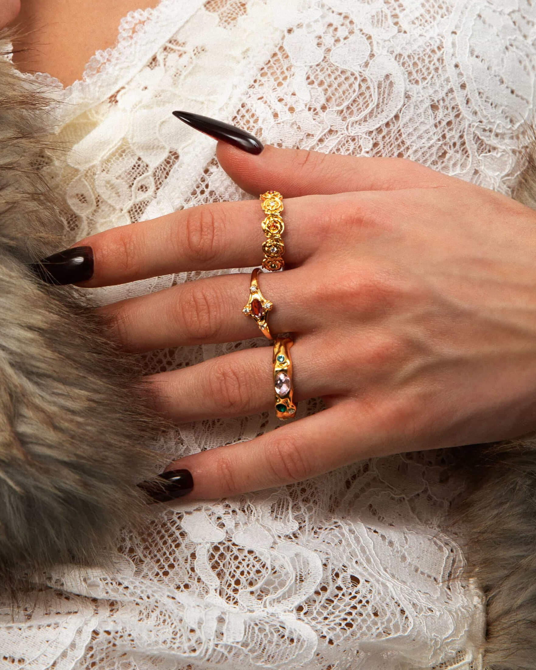 Juliet Garnet Ring - Image 2