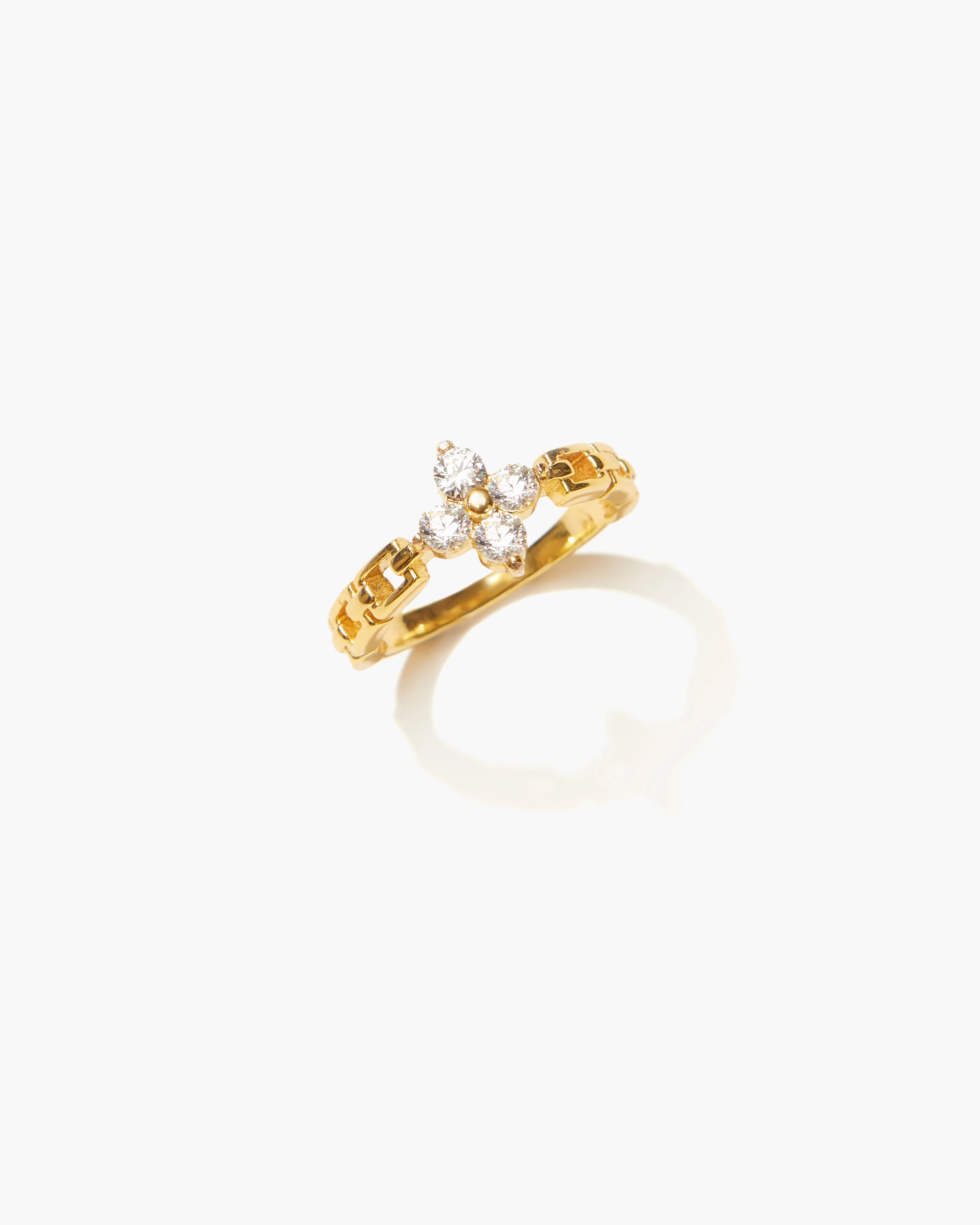 Lucky Clover Ring in Gold - Image 3