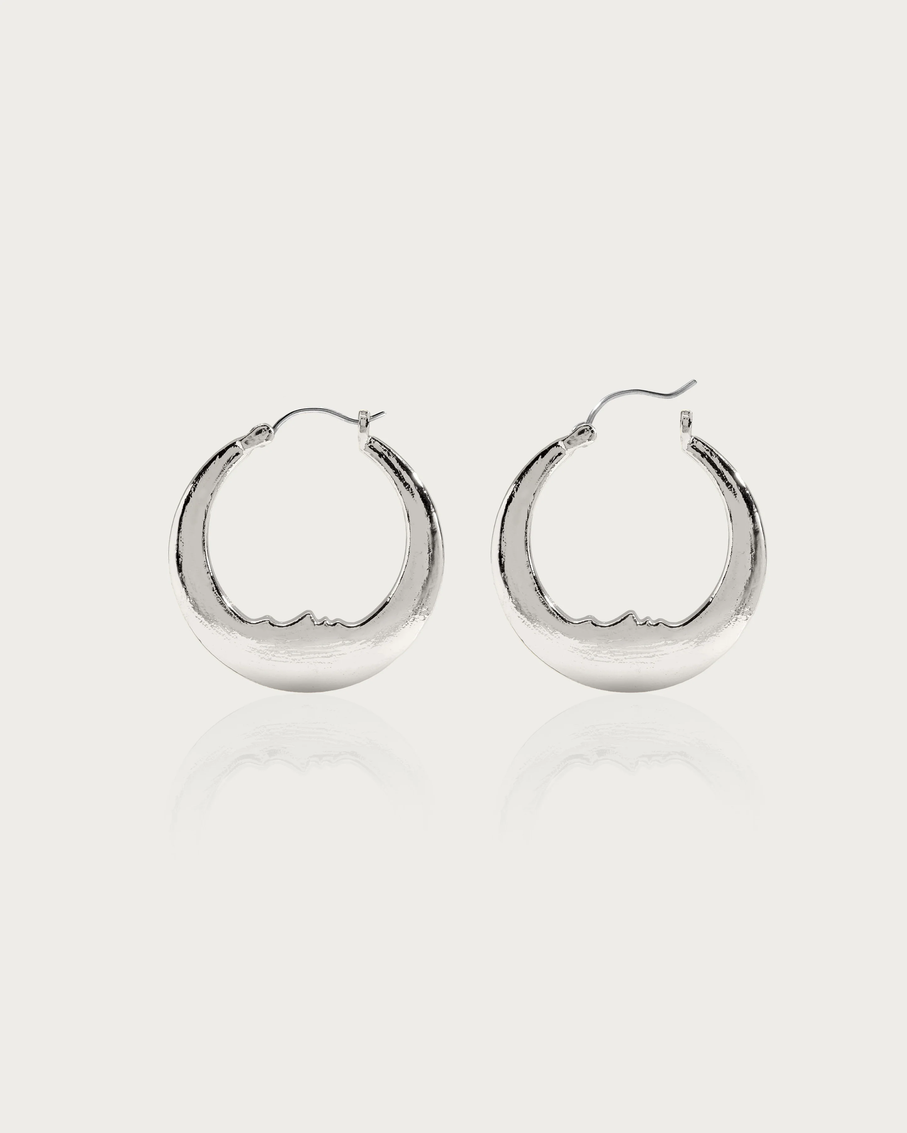 Luna Earrings in Silver - Image 3