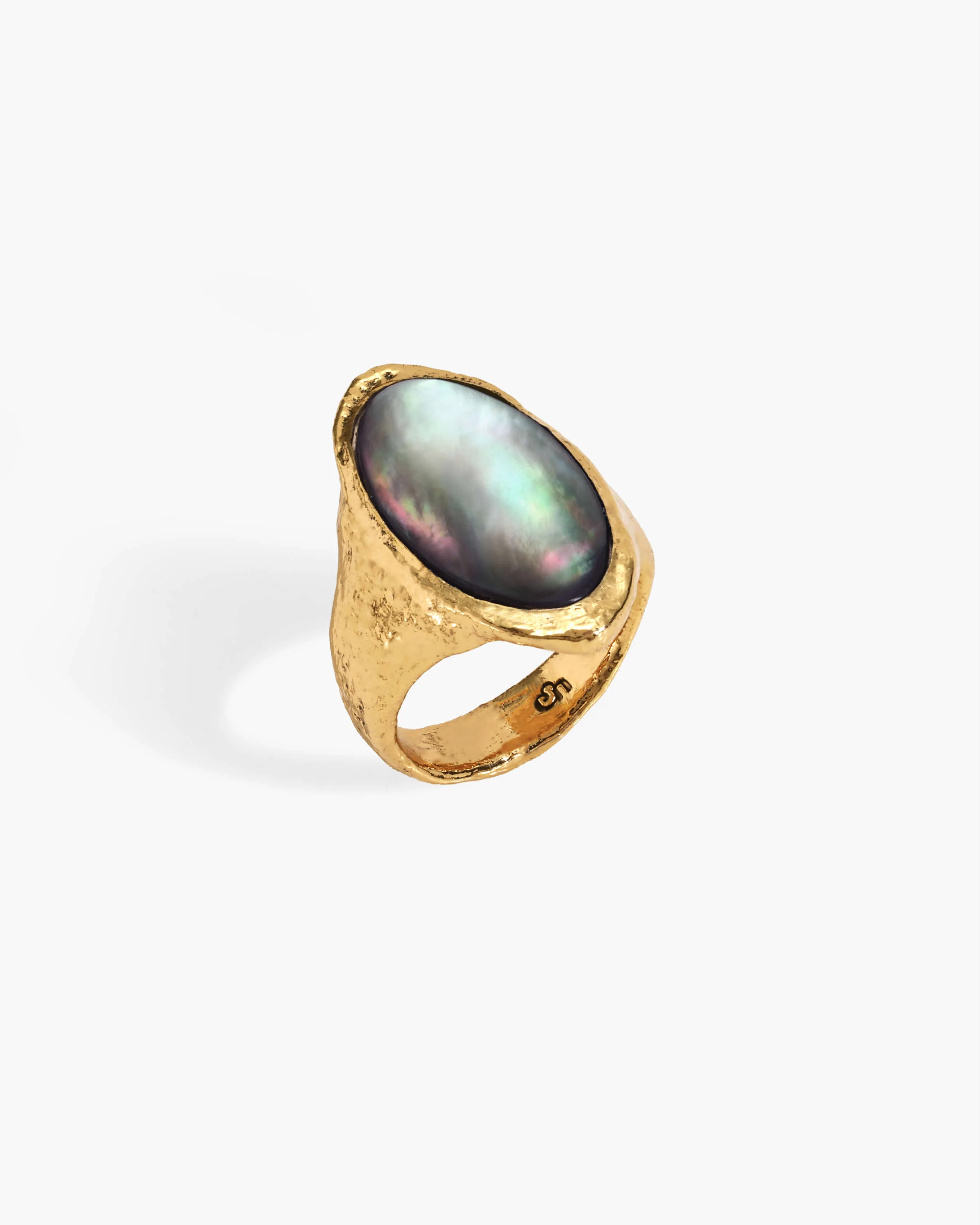 Midnight Oval Shell Ring - Image 5