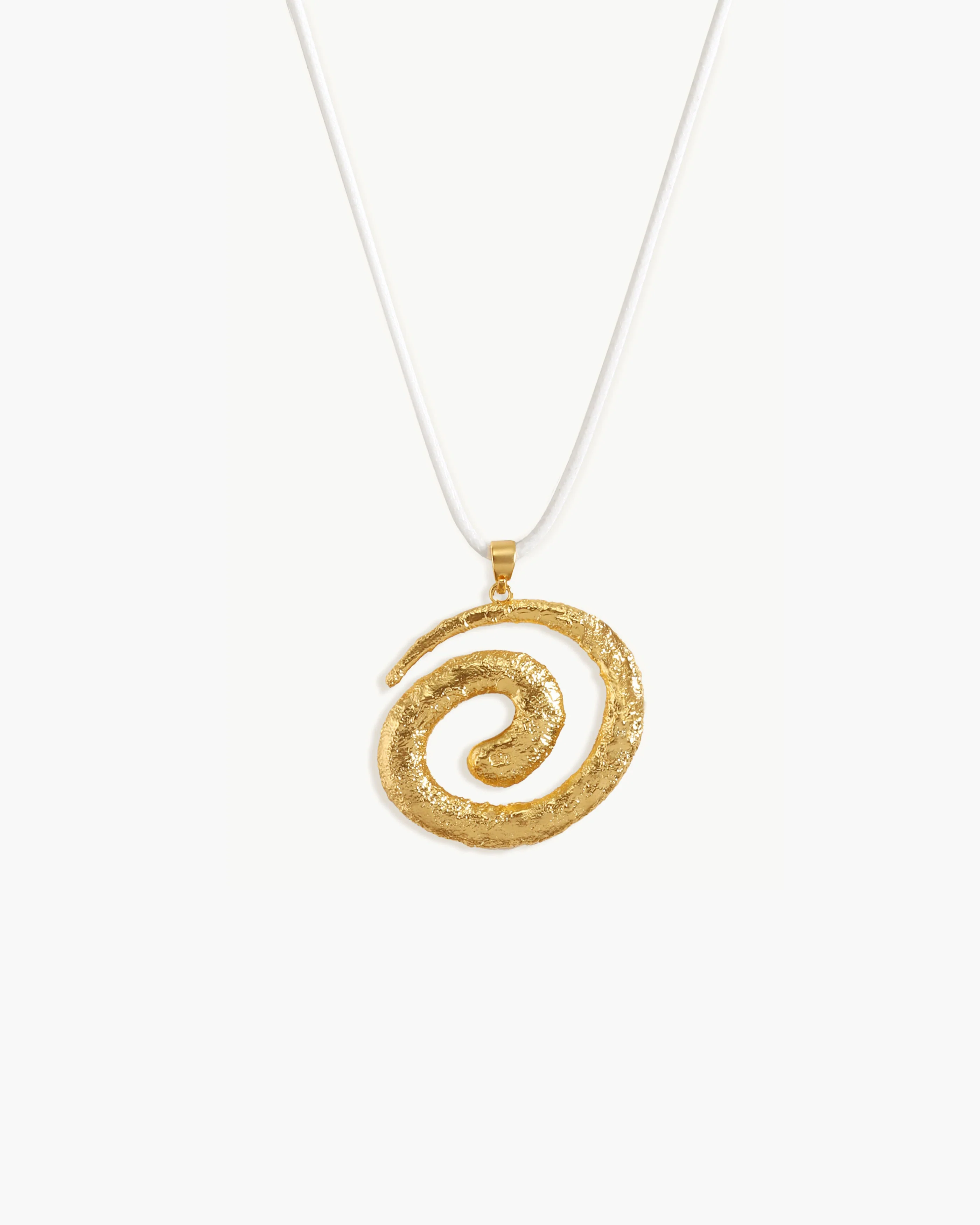 Miro Necklace in Black - Image 5