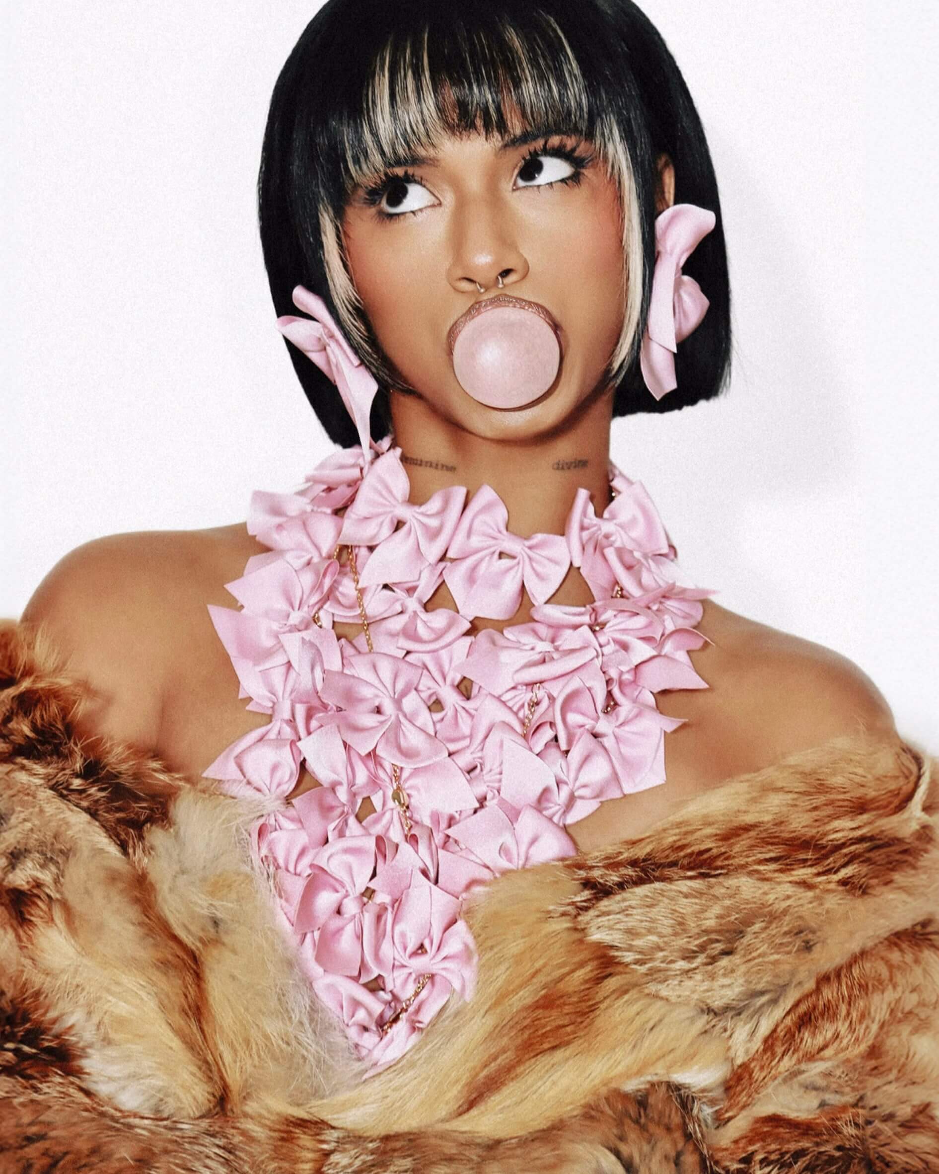 Pink Bow Necklace - Image 4