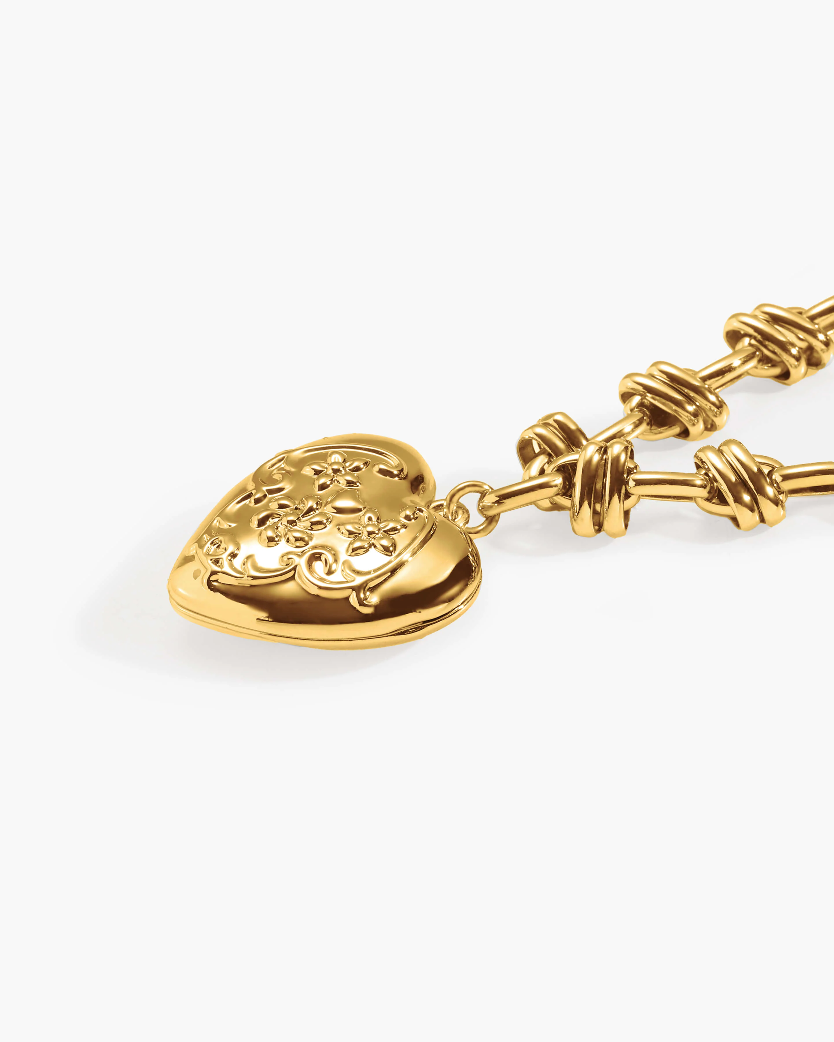 Secret Keeps Openable Heart Necklace - Image 3