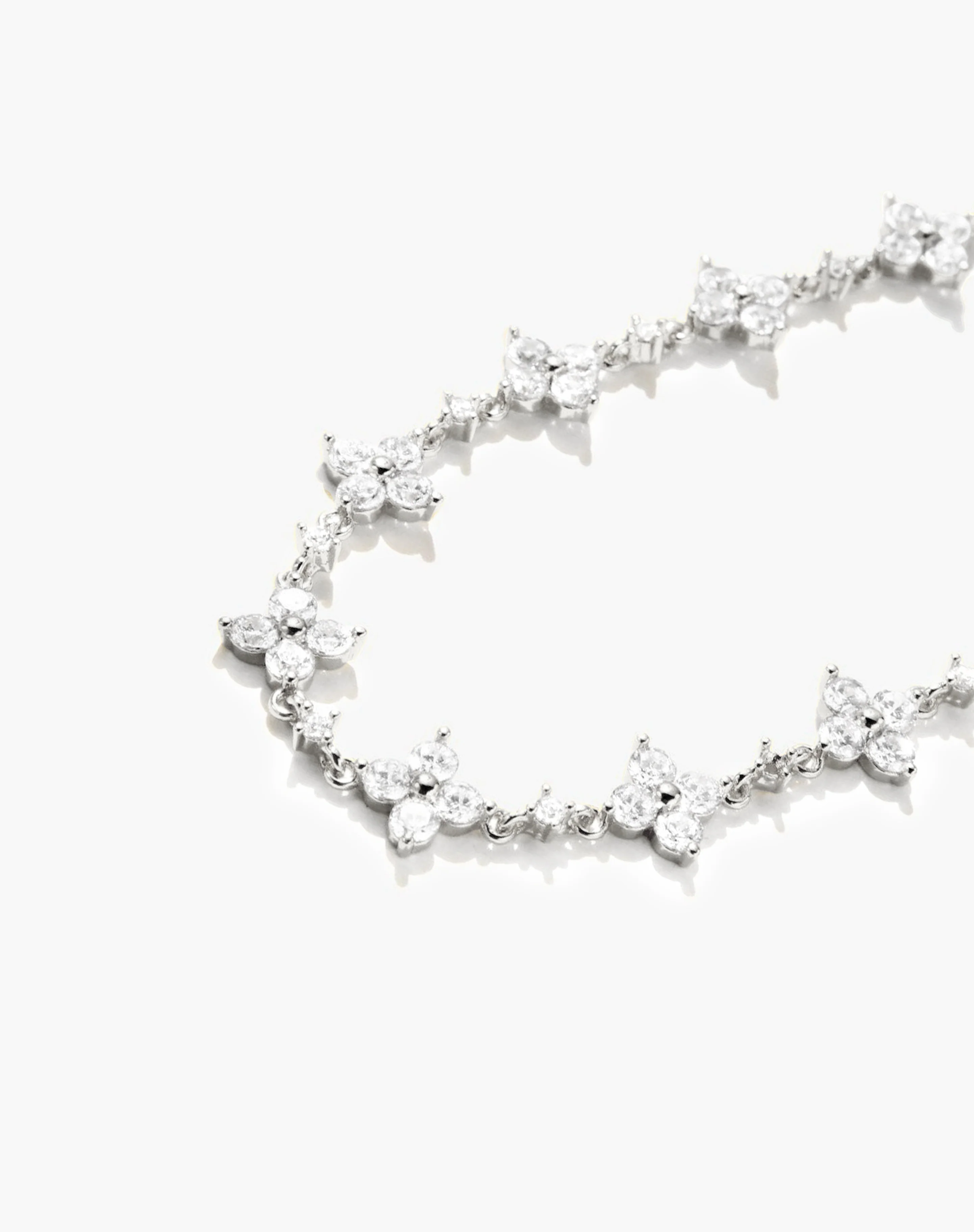 Sparkle Clover Bracelet in Silver - Image 6