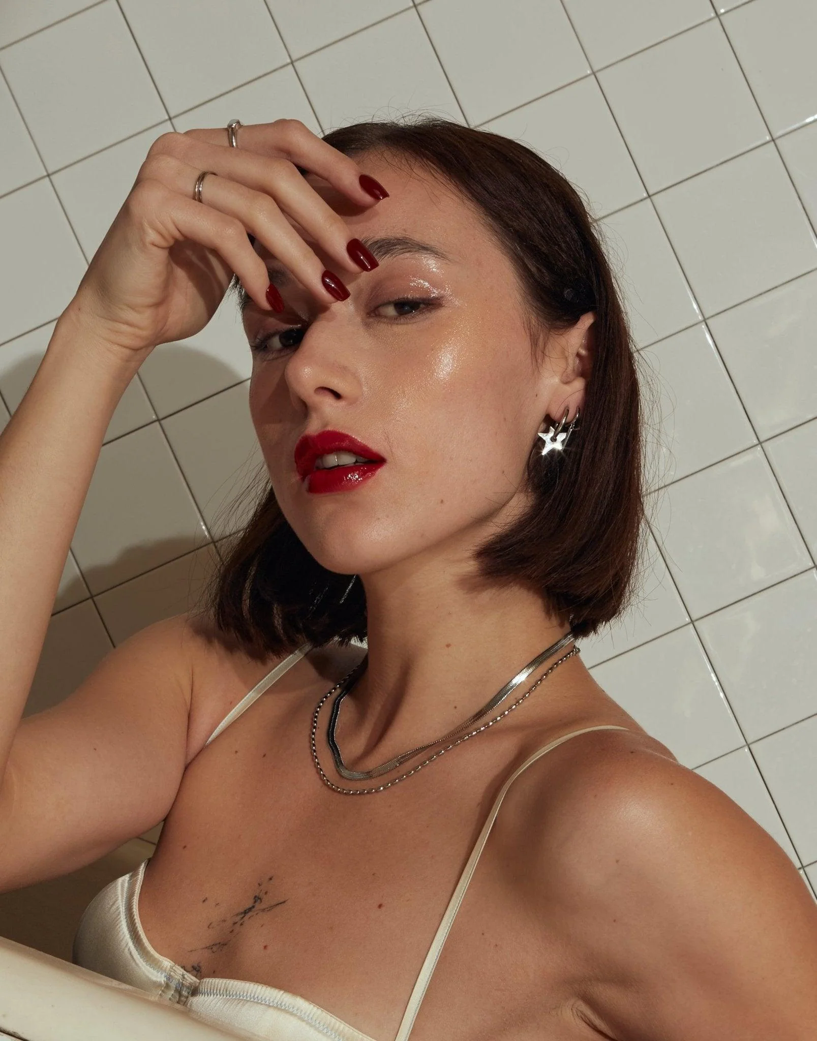 Star Earrings in Silver - Image 4