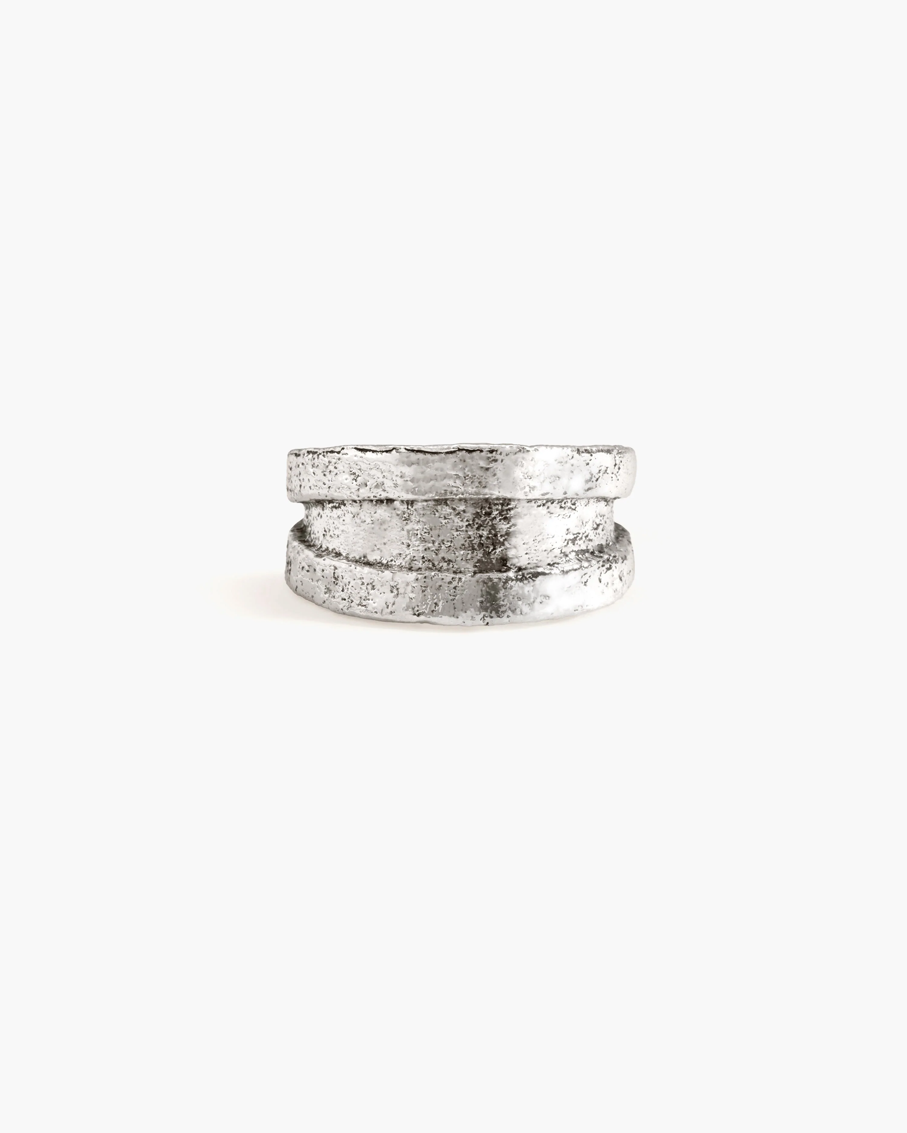Terra Kiss Ring