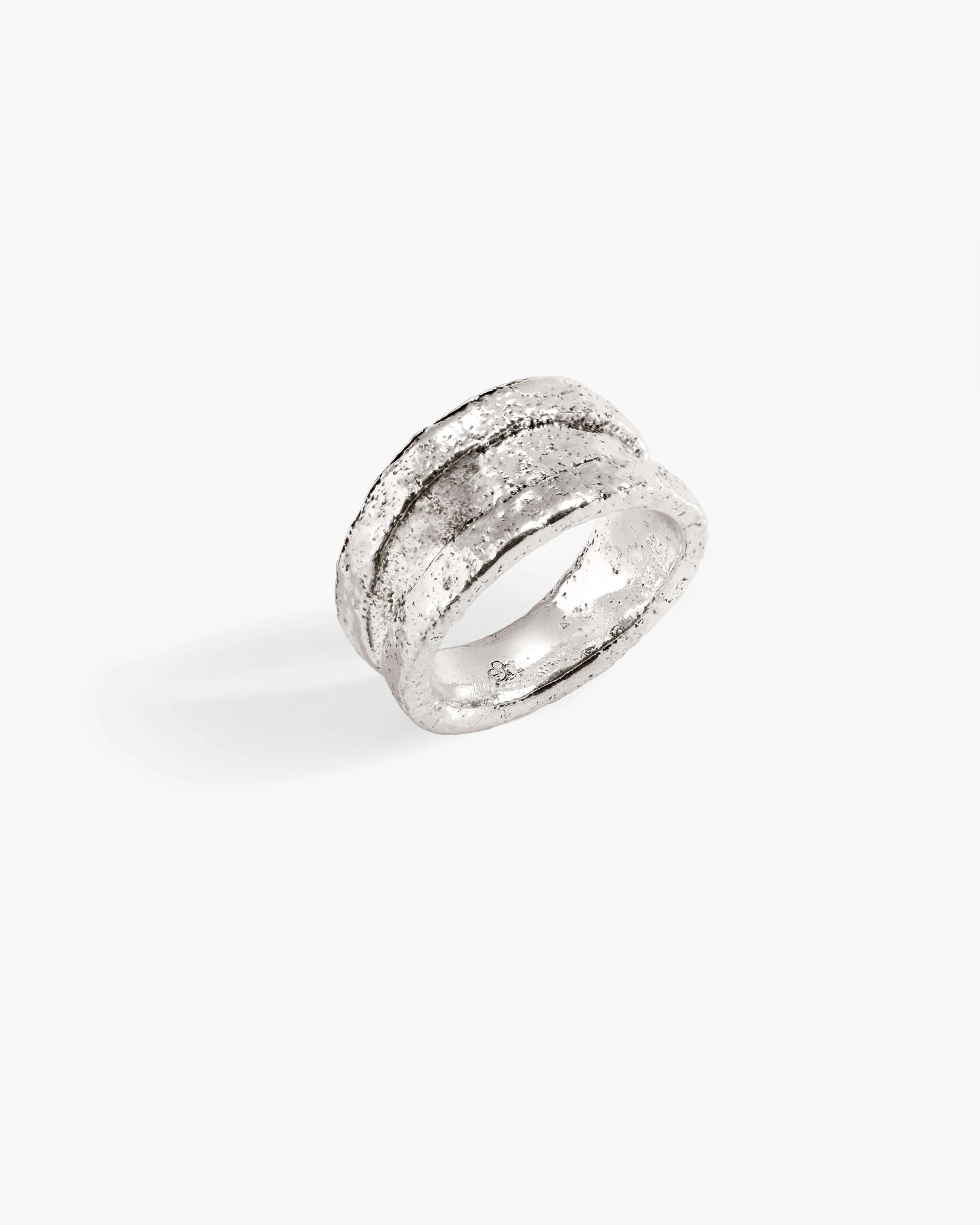 Terra Kiss Ring - Image 3