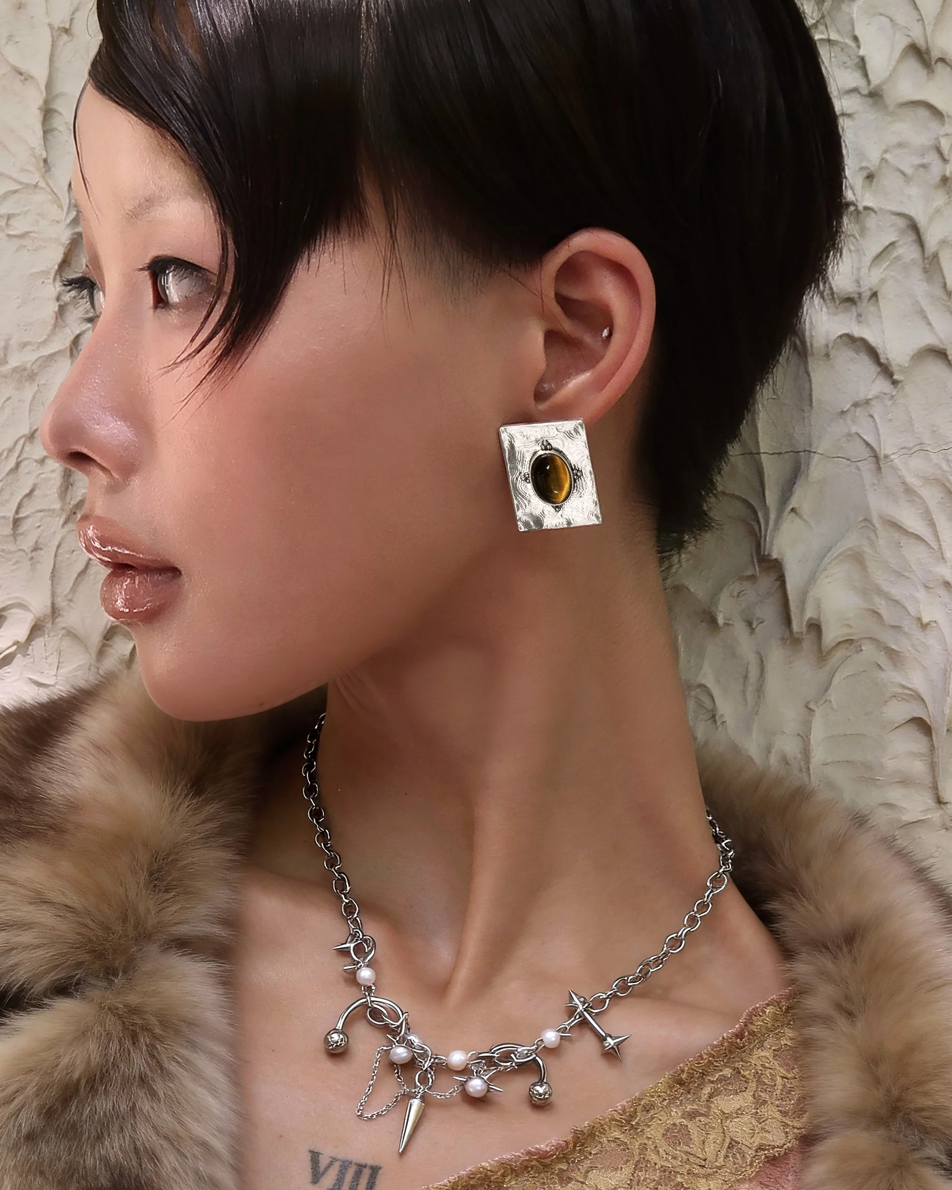 The Unspoken Amulet Earrings - Image 2