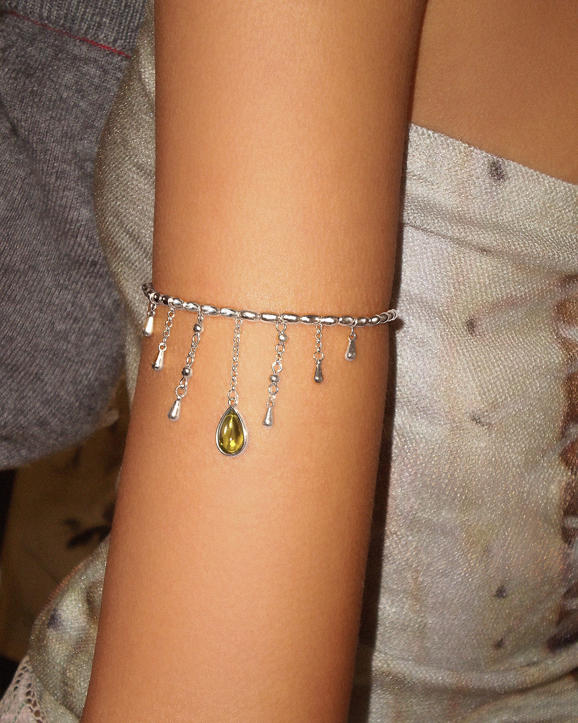 Waterdrop Arm Chain in Silver - Image 2