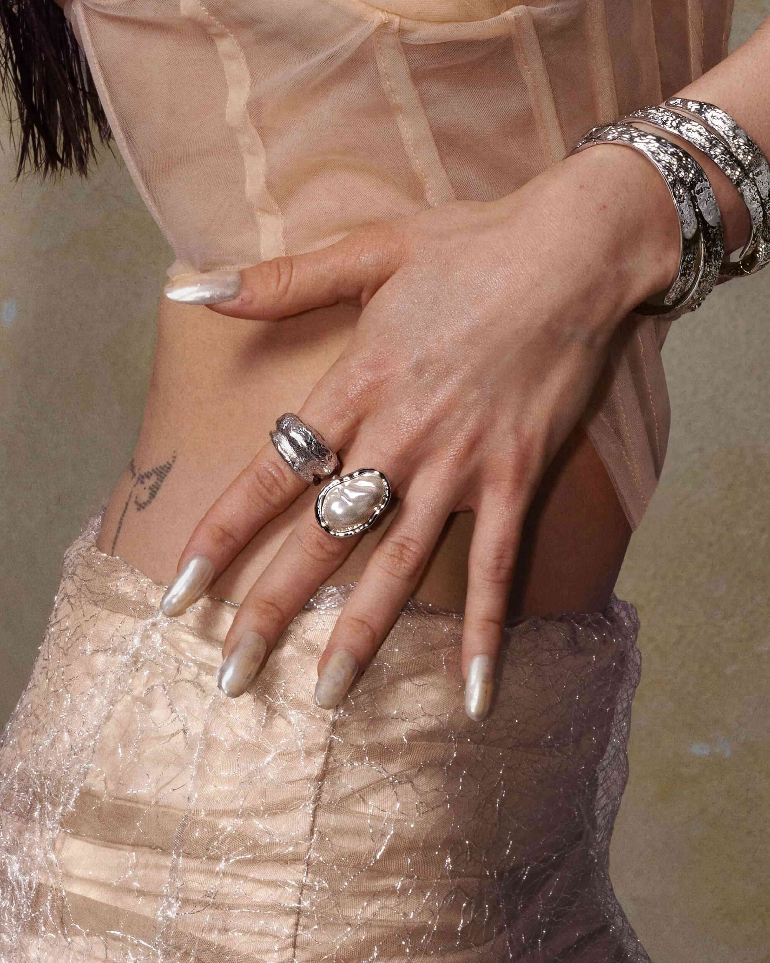 Wonder Pearl Ring in Silver - Image 2