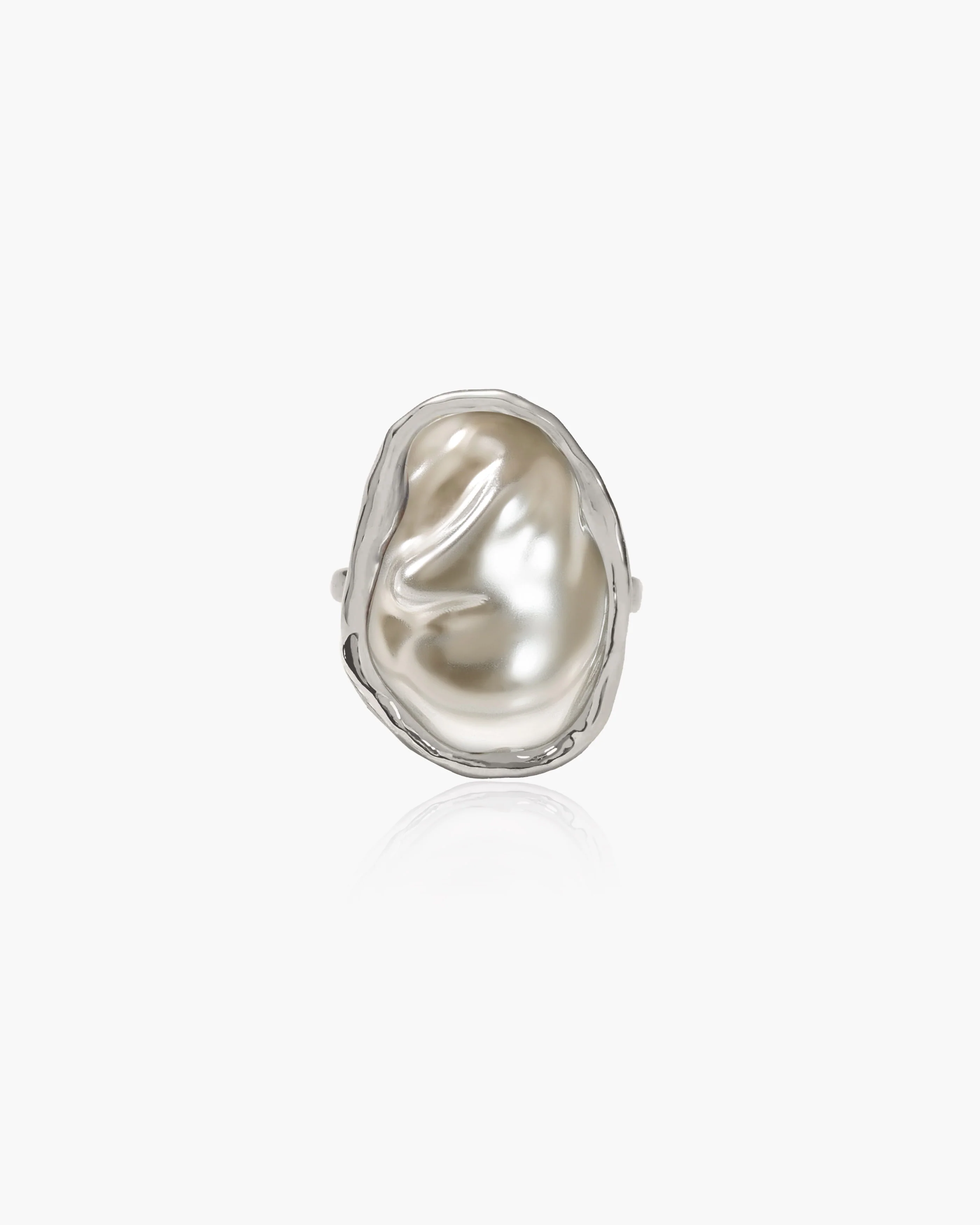 Wonder Pearl Ring in Silver - Image 4