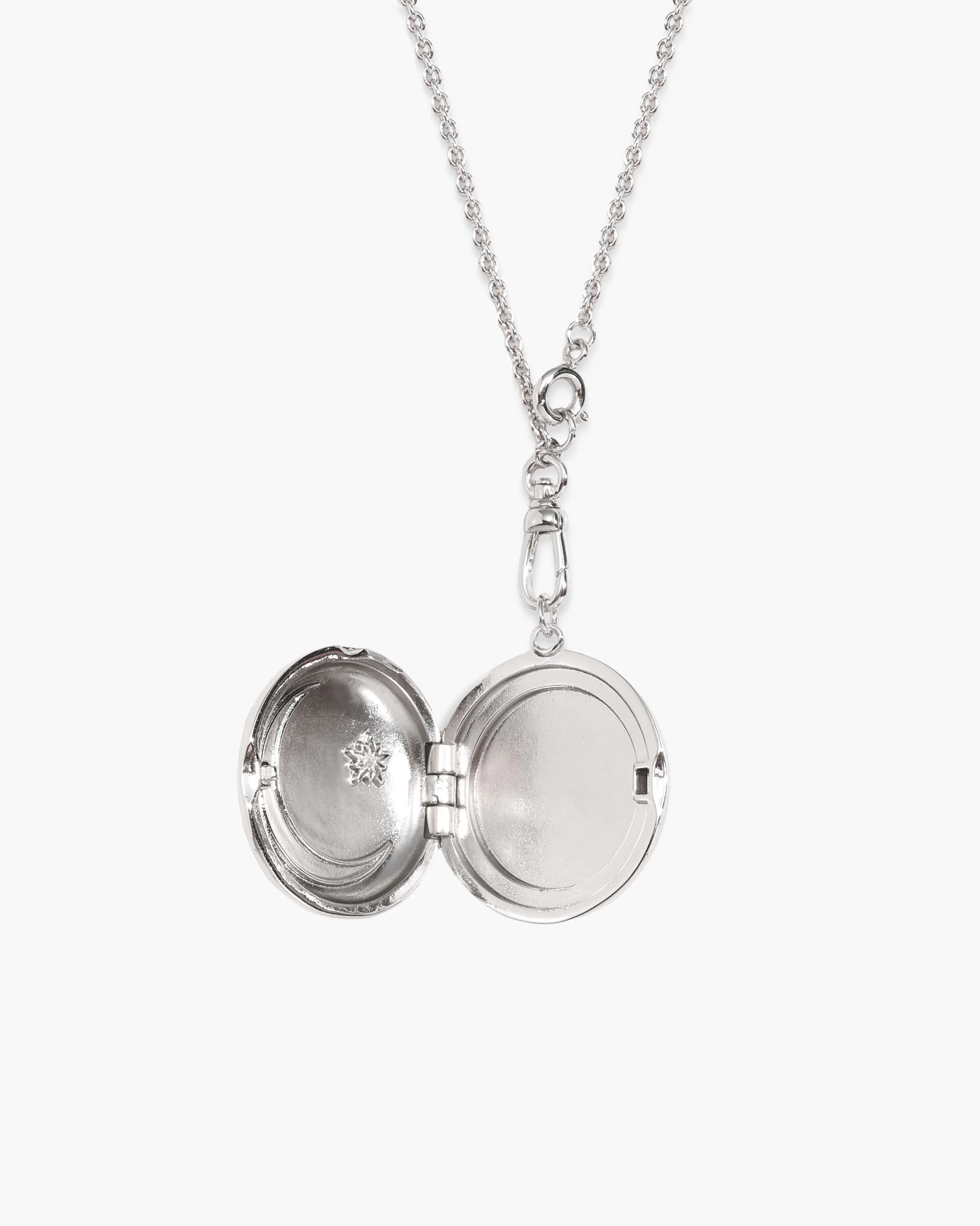 Zeldas Star Openable Locket Clasp Chain Necklace - Image 3